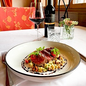 Weibel Weine - Recipes - Roasted beef shank steak on fregola sarda and egg sponge