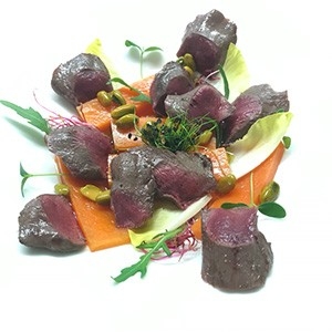 Weibel Weine - Recipes - Roasted venison fillets with sweet and sour pickled nutmeg pumpkin